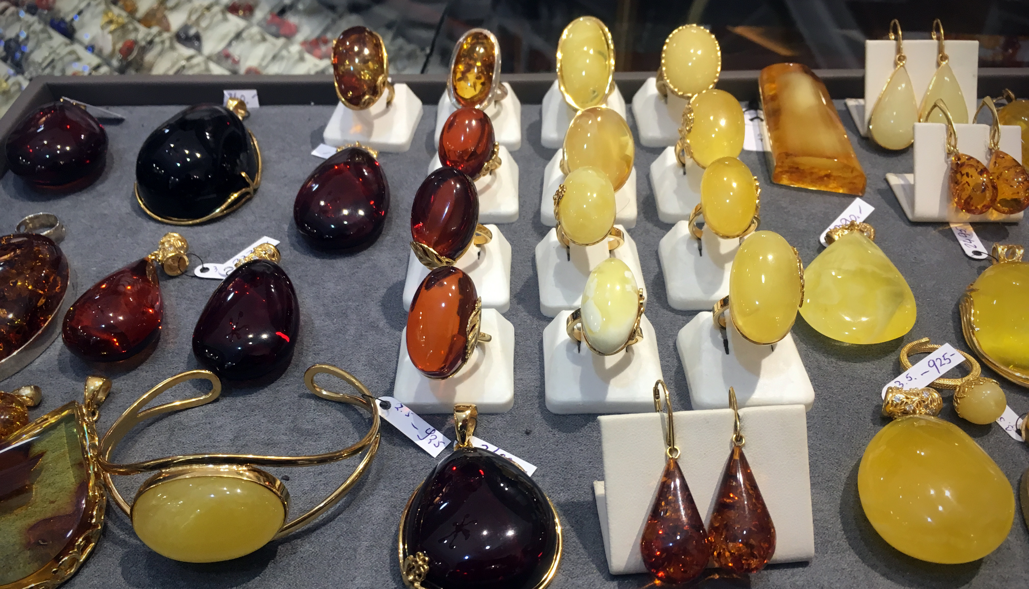 CORAL-ARTS-JEWELRY
