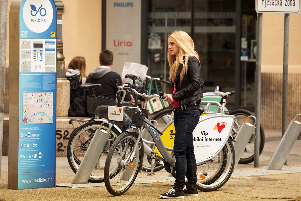 PUBLIC TRANSPORT IN ZAGREB (4)