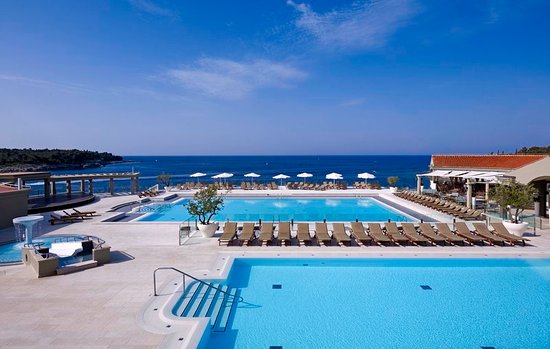 Best family beaches Pula