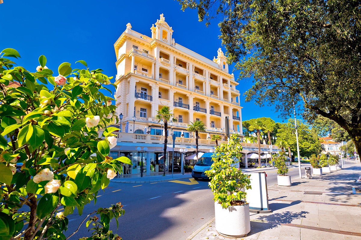 Photo: visitteo.com