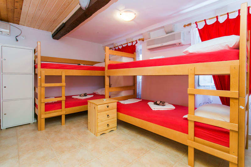 discount dubrovnik hostels