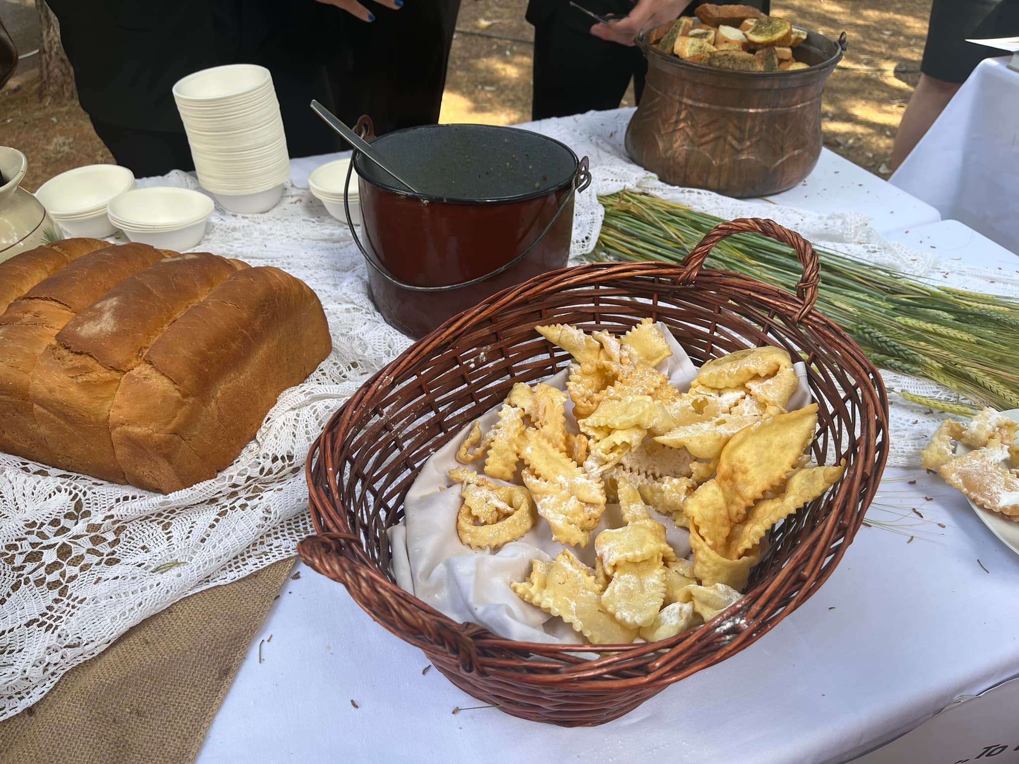 Kroštuli