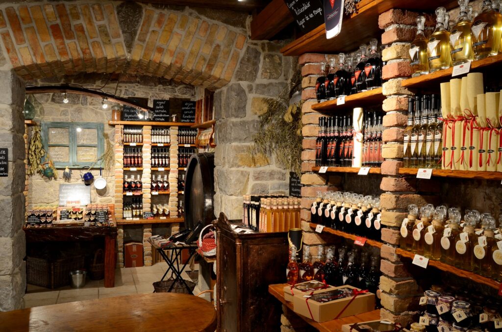 Distillery Aura