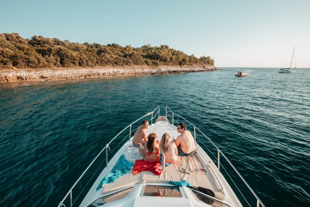 Private boat tours in Pula