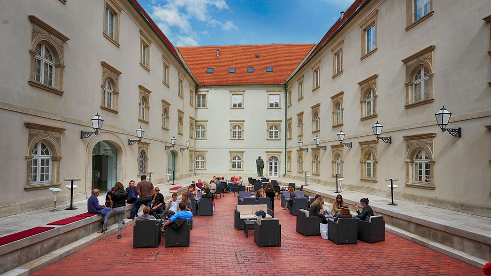 Art Gallery Zagreb: Klovićevi dvori