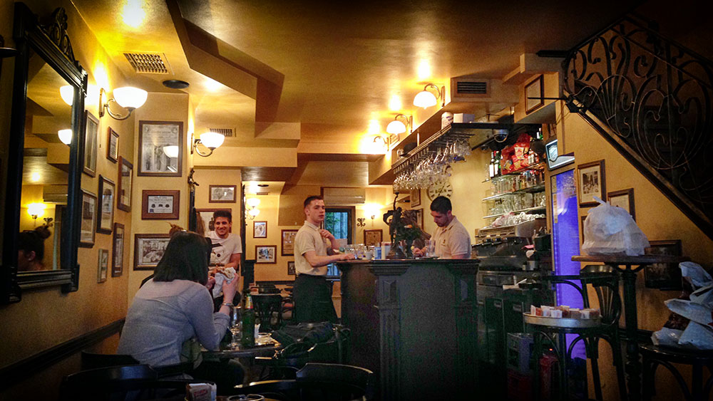 Kavanica Coffee Bar: For True Ladies and Gentlemen
