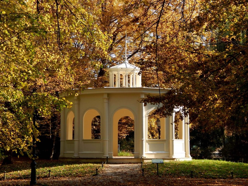 Pavilion of Echoes (Paviljon Jeka)
